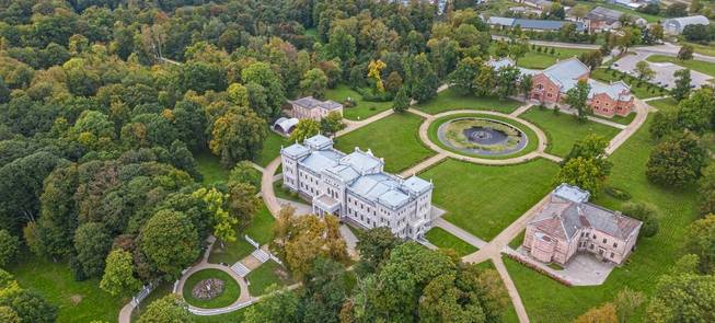 Plunge manor/ Žemaičiai Art Museum