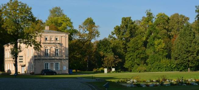 Western outbuilding